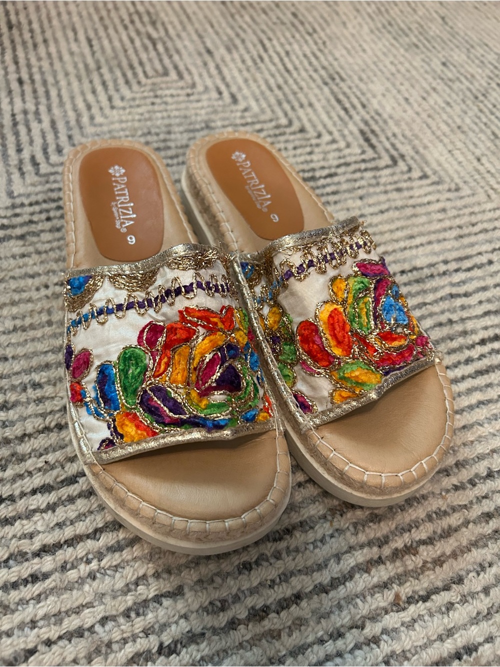 Patrizia by Spring Step Womens Floral Embroidered Espadrille Slide Sandals SZ 9